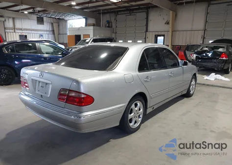 2002 Mercedes-Benz E 320 Special Edition из США, поврежденный, VIN WDBJF65J62B404658
